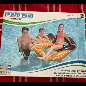 Chocolate Covered Pretzel Pool Float